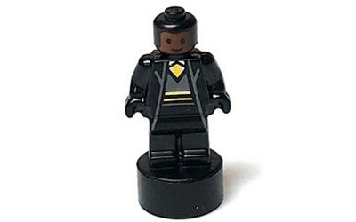 LEGO Harry Potter Hufflepuff Student Statuette / Trophy #2, Reddish Brown Face (90398pb031-used)