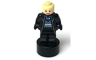 LEGO Harry Potter Ravenclaw Student Statuette / Trophy #2, Bright Light Yellow Hair, Light Nougat Face (90398pb034-used)