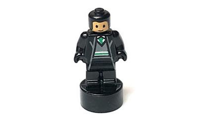 LEGO Harry Potter Slytherin Student Statuette / Trophy #1, Nougat Face (90398pb036-used)